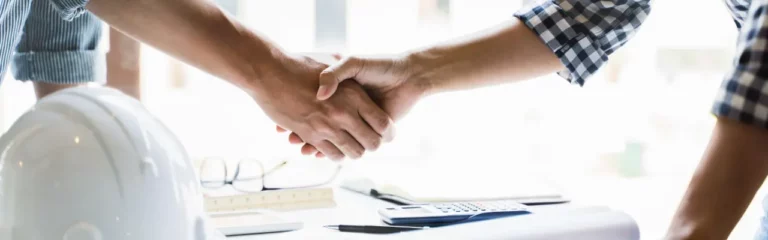 Office scene expressing the contract law training course Engineering contracts.