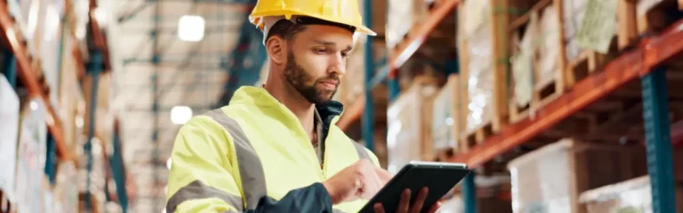 Office scene expressing the commercial awareness course Successfully managing suppliers.